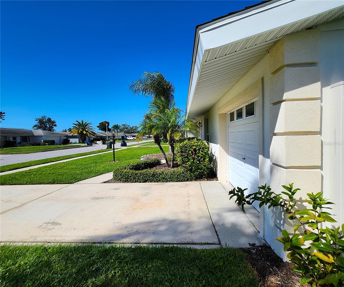 Single Family Residence at 3143 LOCKWOOD TER, SARASOTA, photo 2 of 71