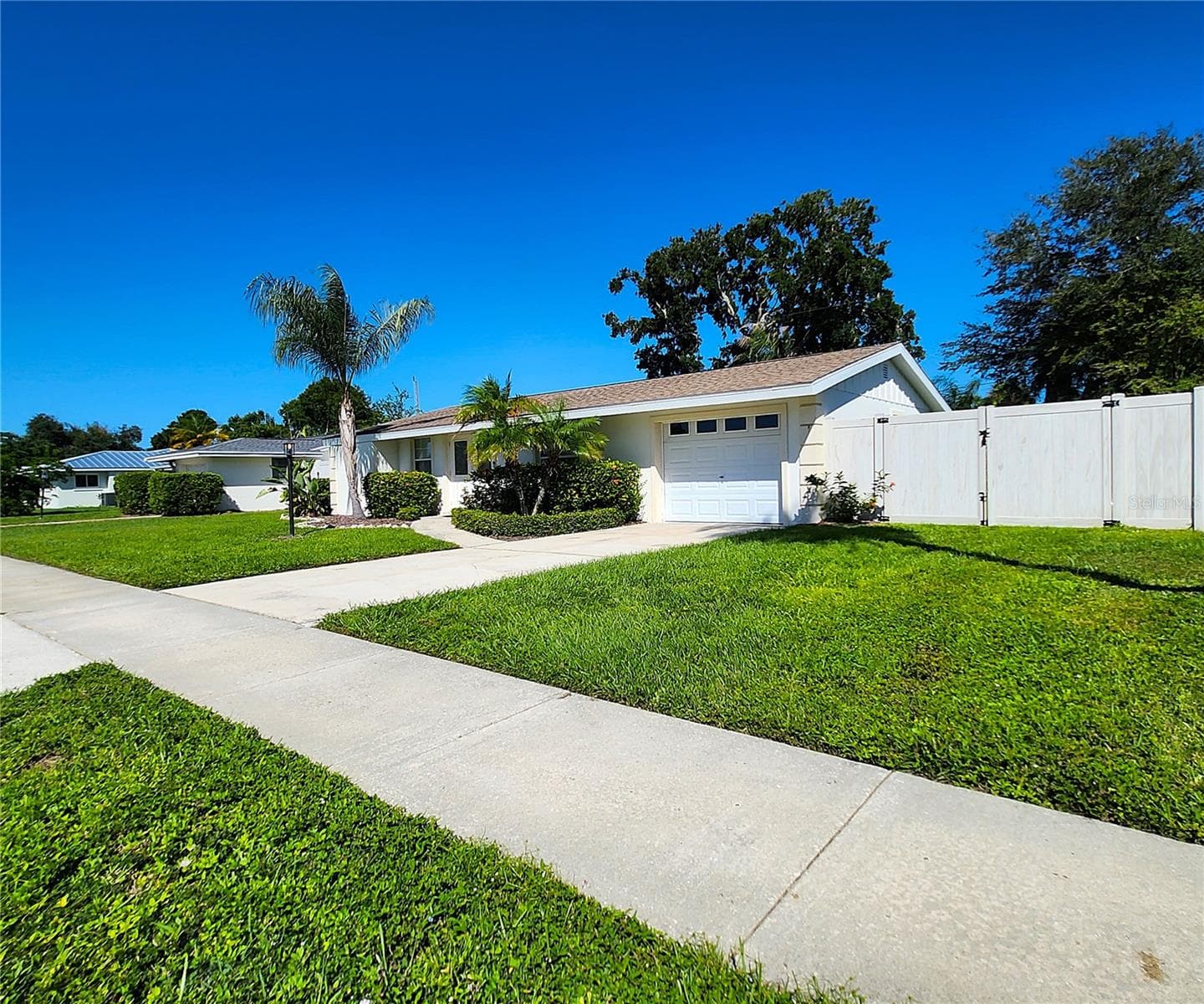 Single Family Residence at 3143 LOCKWOOD TER, SARASOTA, photo 9 of 71