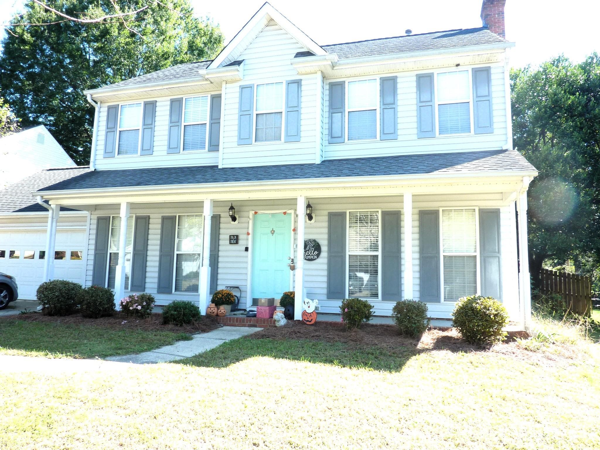 Single Family Residence at 3716 NW Winterberry Court, Concord, photo 3 of 33