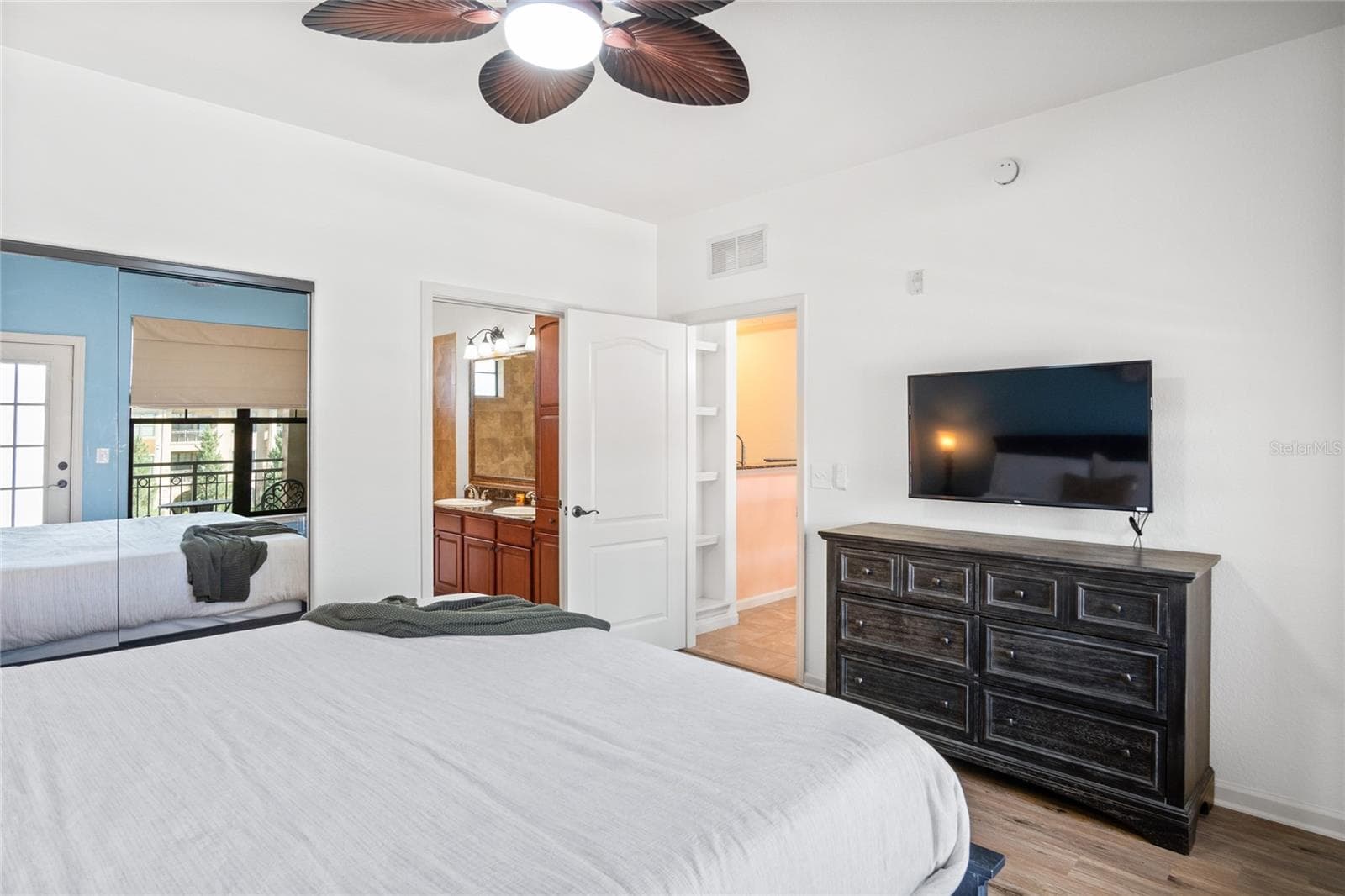 Primary bedroom - 912 CHARO PKWY #232, DAVENPORT