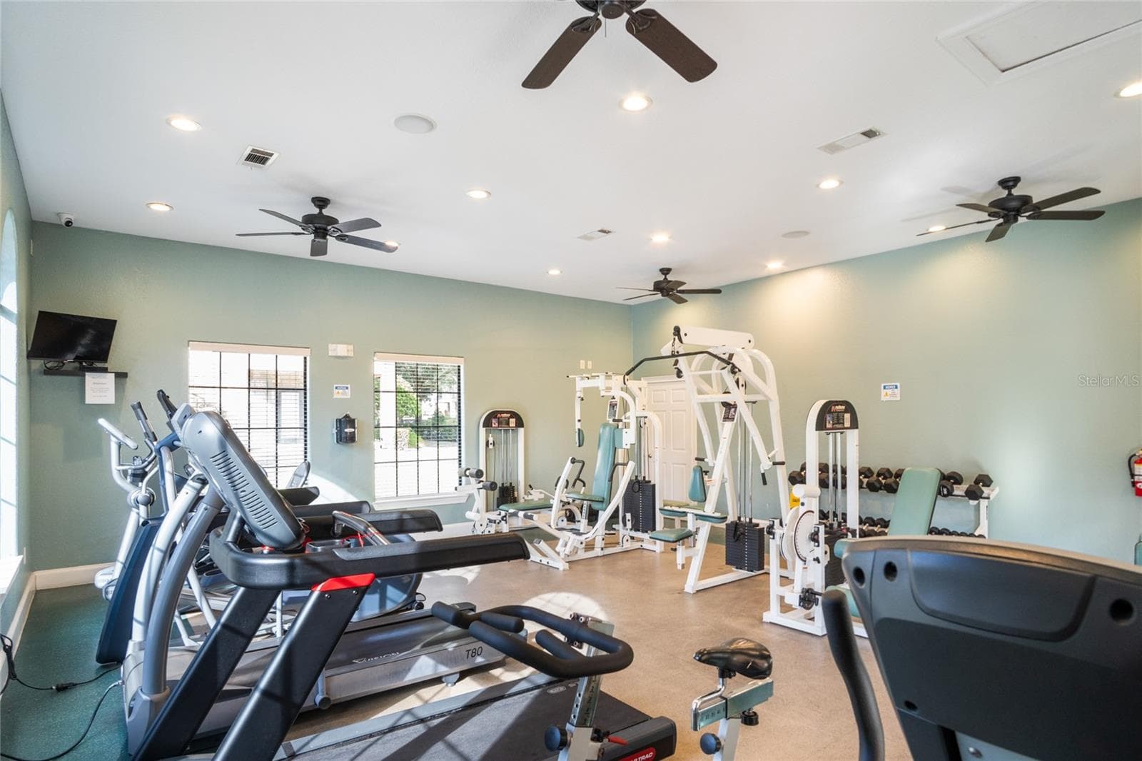 Fitness Center - 912 CHARO PKWY #232, DAVENPORT