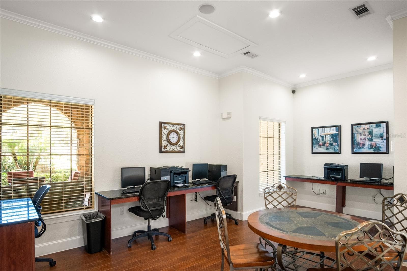 Media Room - 912 CHARO PKWY #232, DAVENPORT
