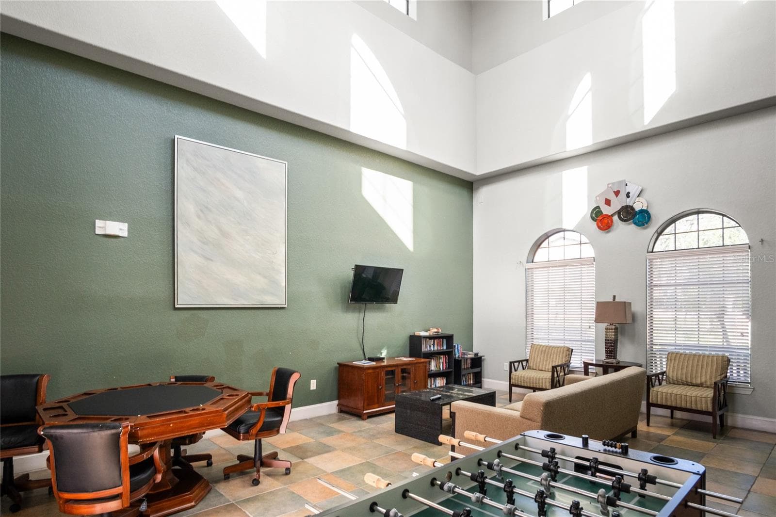 Game Room - 912 CHARO PKWY #232, DAVENPORT