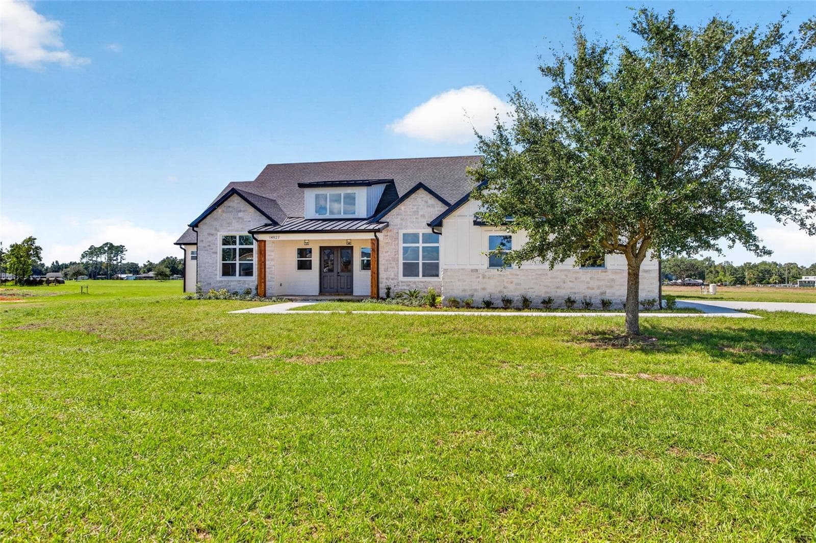 Single Family Residence at 14927 CRIMSON OAKS TRAIL, DADE CITY, photo 3 of 90