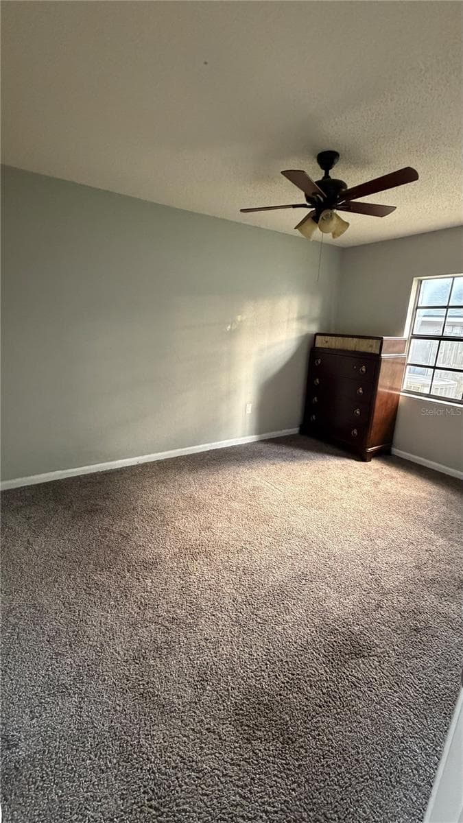 Single Family Residence at 4404 S LAUREL POINTE DR, LAKELAND, photo 17 of 43