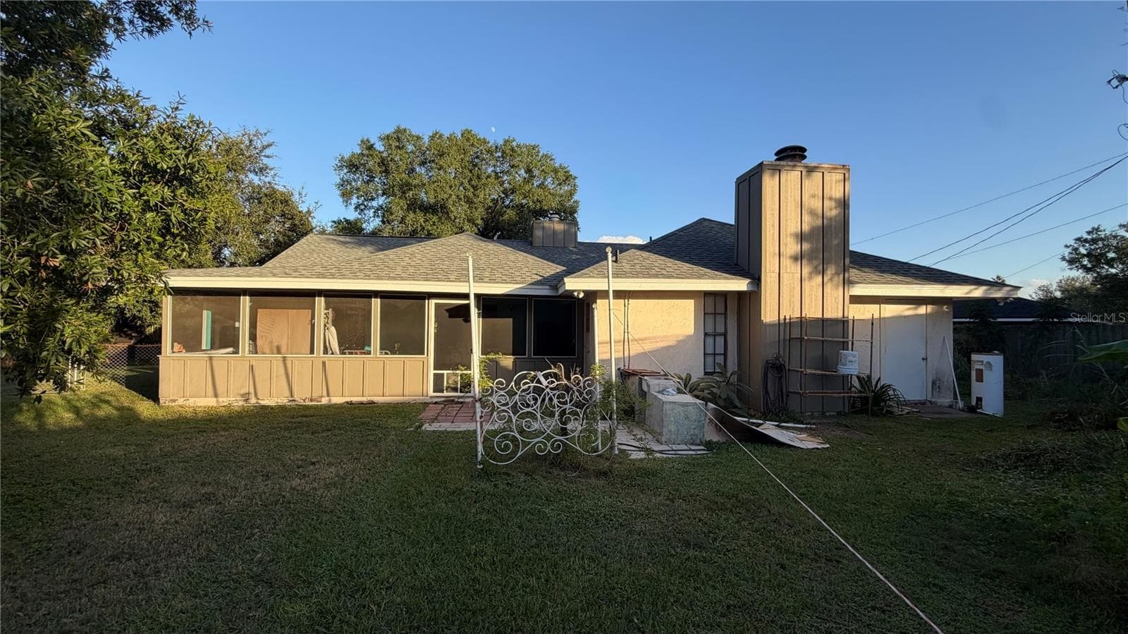 Single Family Residence at 4404 S LAUREL POINTE DR, LAKELAND, photo 36 of 43