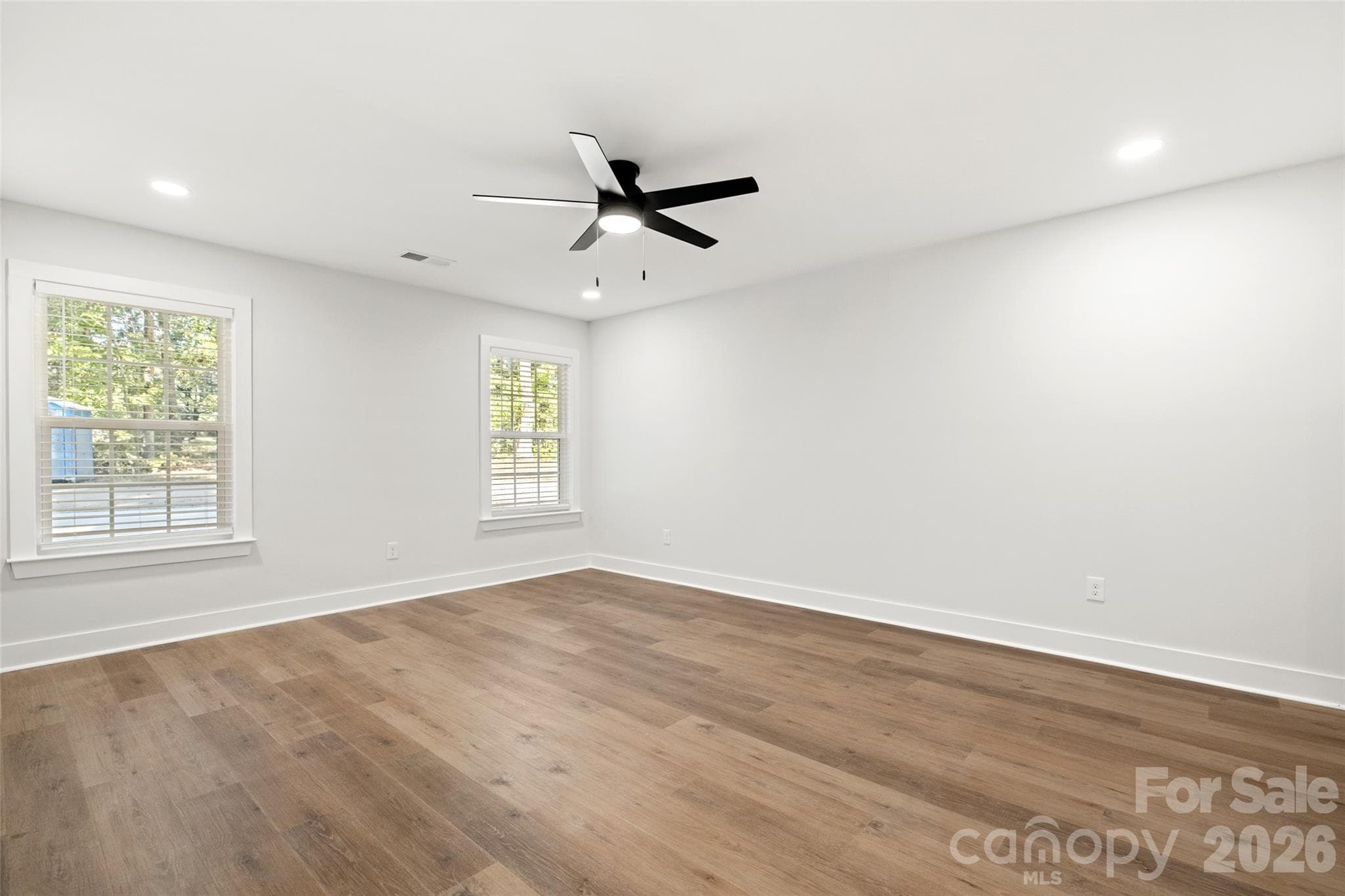 Single Family Residence at 1922 Fender Lane, Lancaster, photo 16 of 31