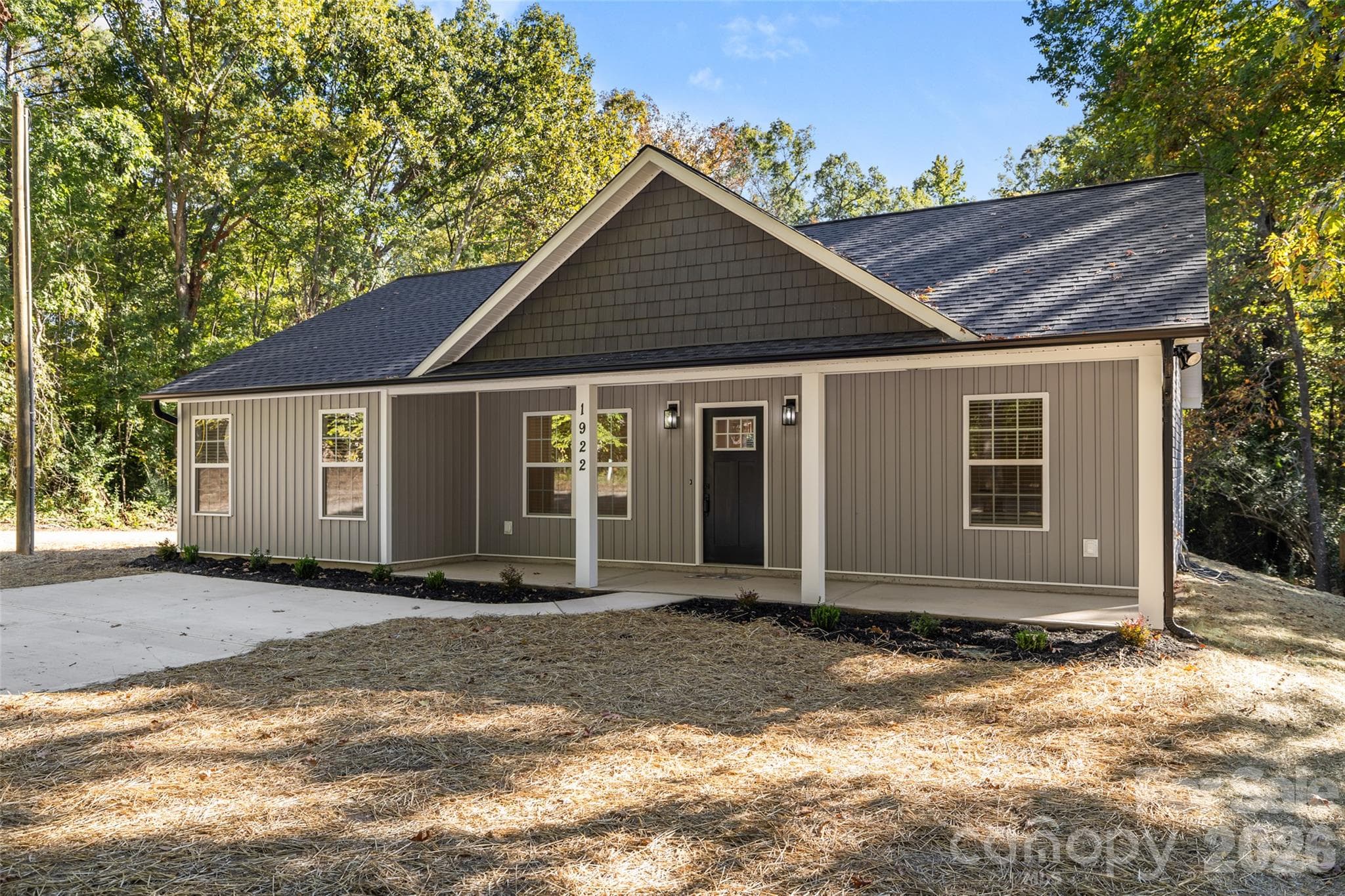 Single Family Residence at 1922 Fender Lane, Lancaster, photo 23 of 31