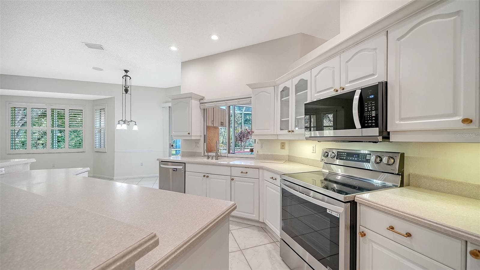 Single Family Residence at 9488 HAWKSMOOR LN, SARASOTA, photo 12 of 33