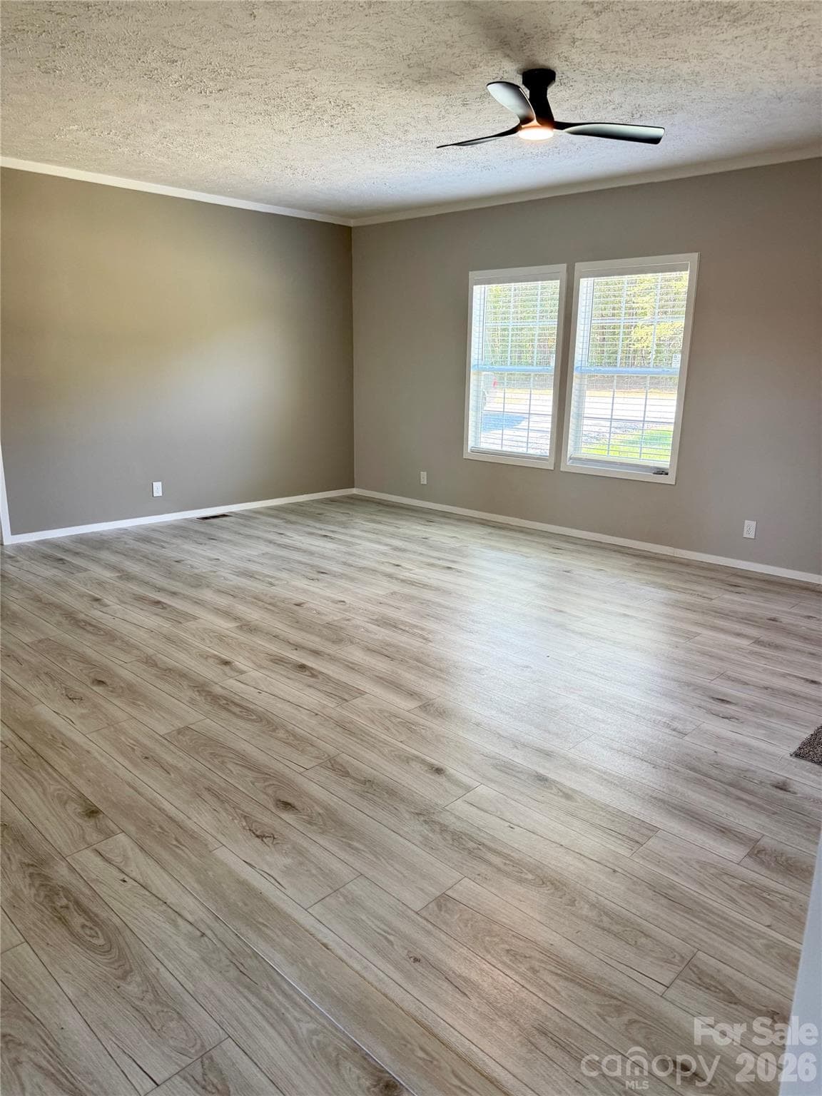 family room - 105 Cottontail Lane, Statesville