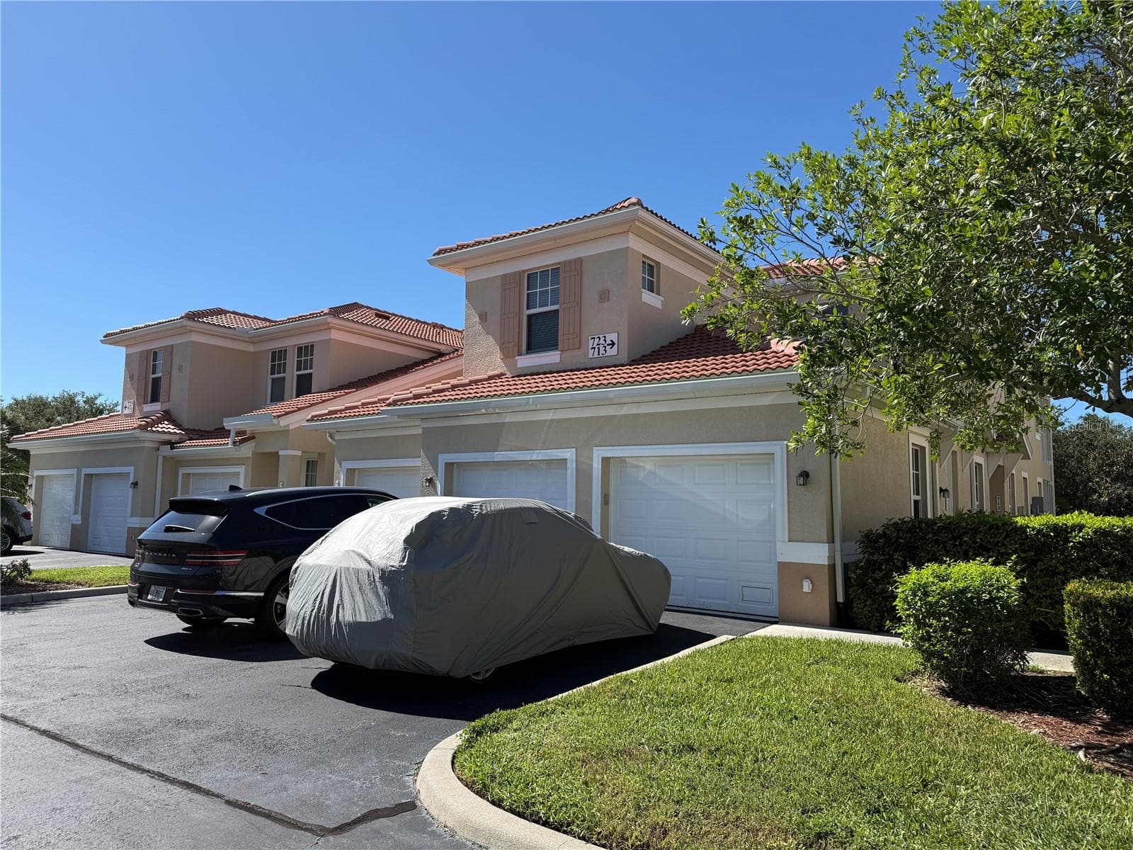 240 WEST END DR #713