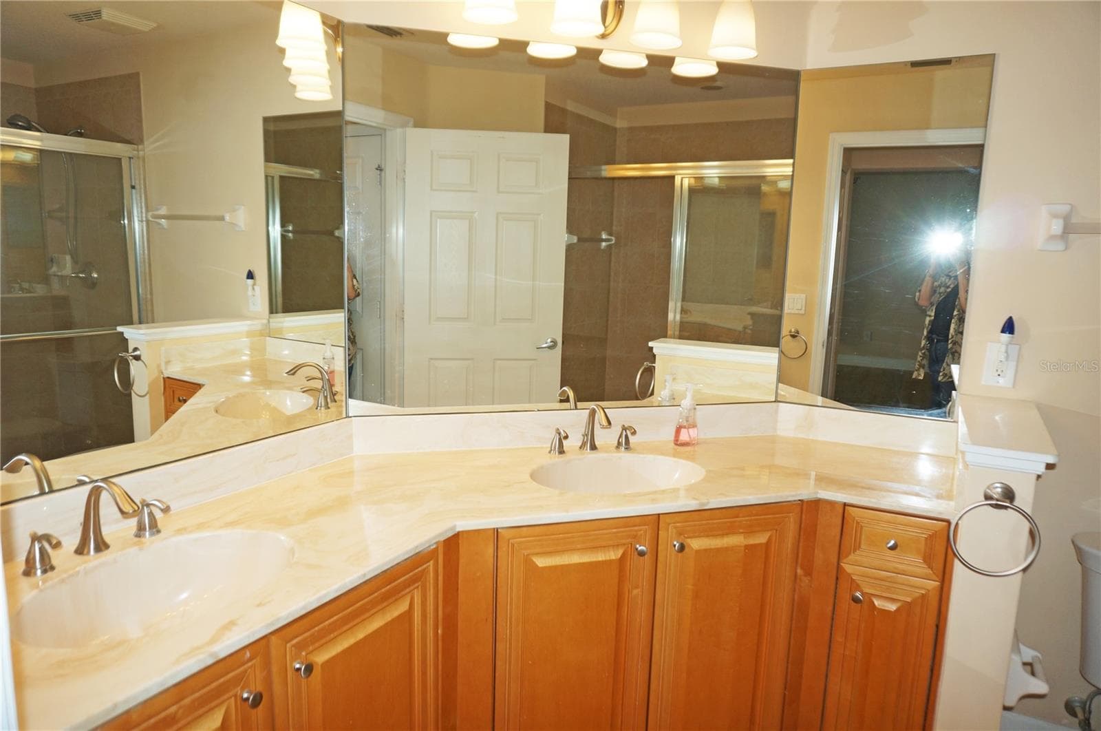 Condominium at 240 WEST END DR #713, PUNTA GORDA, photo 18 of 29
