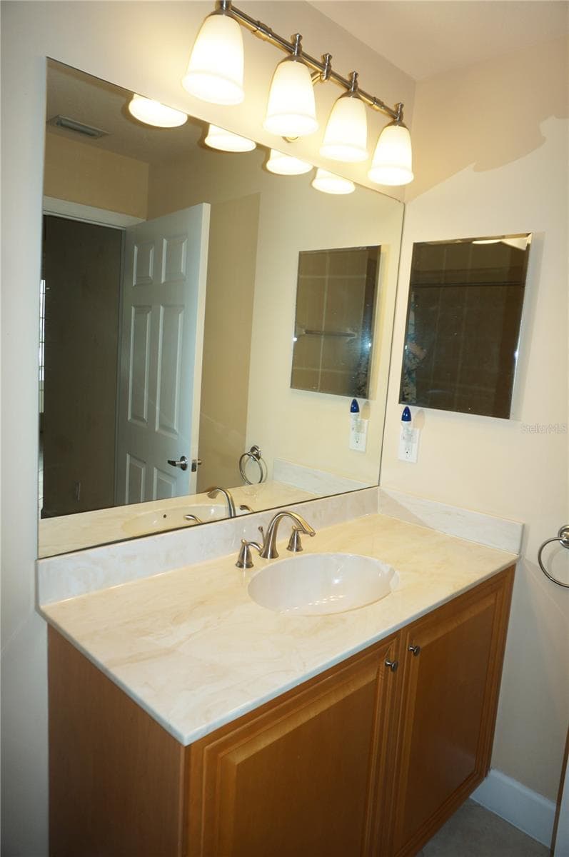 Condominium at 240 WEST END DR #713, PUNTA GORDA, photo 21 of 29