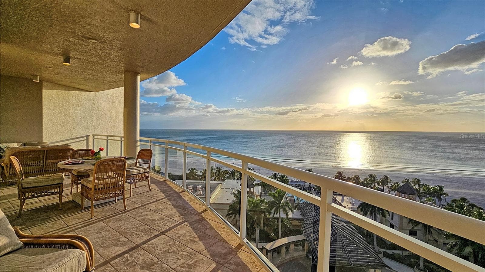 Condominium at 1300 BENJAMIN FRANKLIN DR #1003, SARASOTA, photo 15 of 91