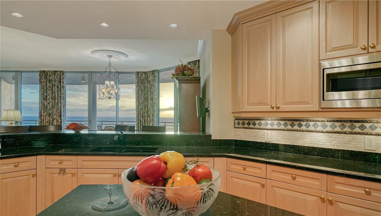 Condominium at 1300 BENJAMIN FRANKLIN DR #1003, SARASOTA, photo 33 of 91