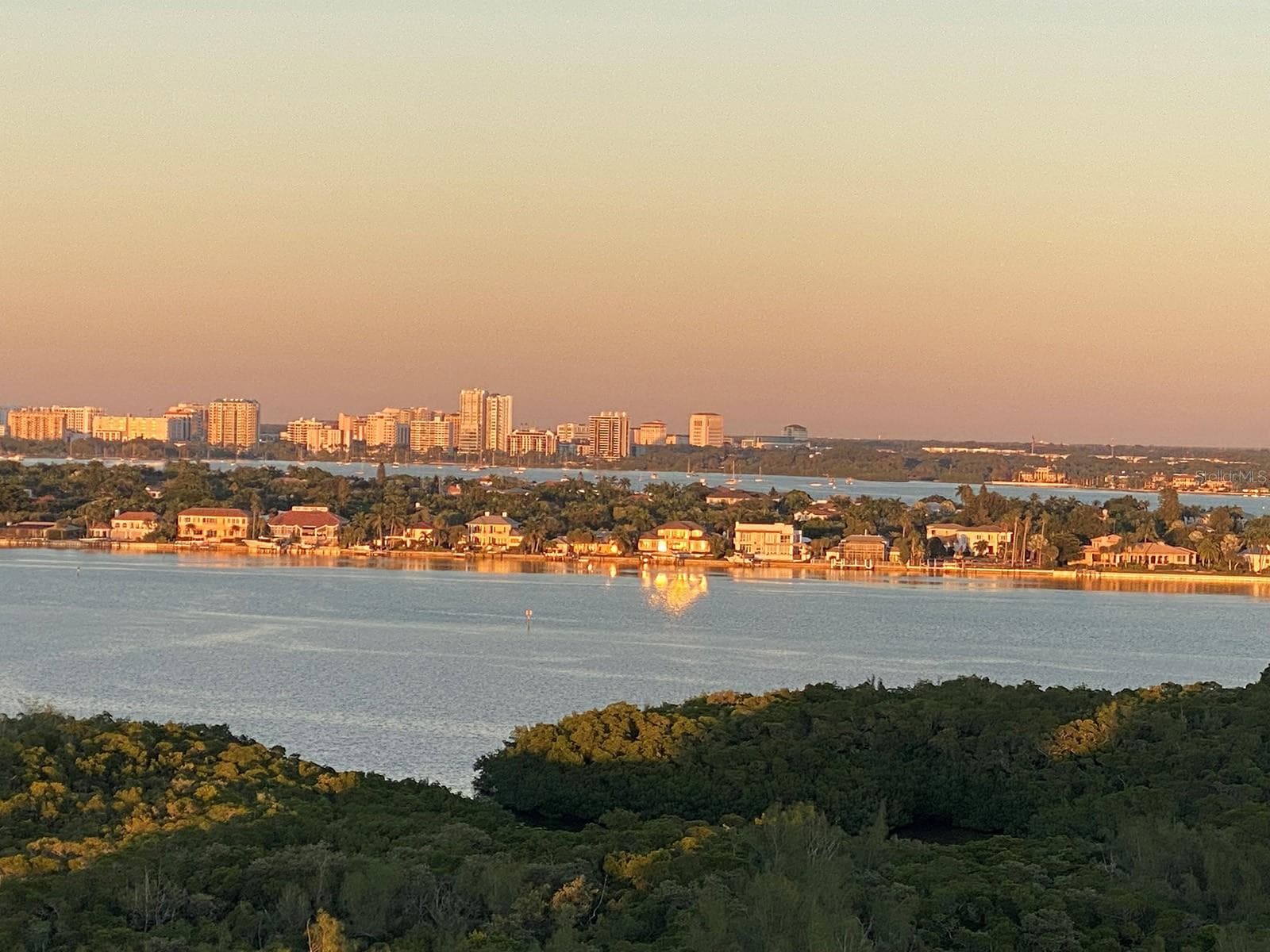 Condominium at 1300 BENJAMIN FRANKLIN DR #1003, SARASOTA, photo 49 of 91