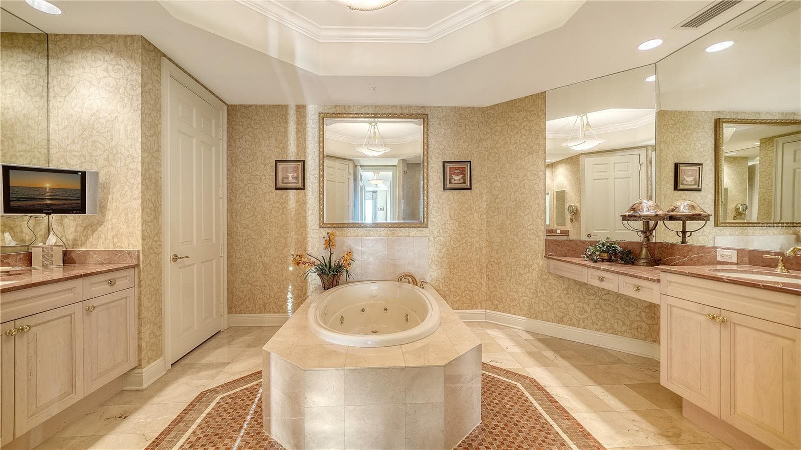Condominium at 1300 BENJAMIN FRANKLIN DR #1003, SARASOTA, photo 54 of 91