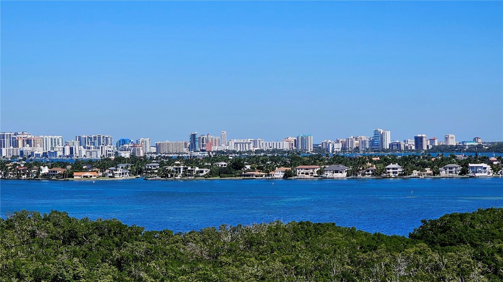 Condominium at 1300 BENJAMIN FRANKLIN DR #1003, SARASOTA, photo 62 of 91