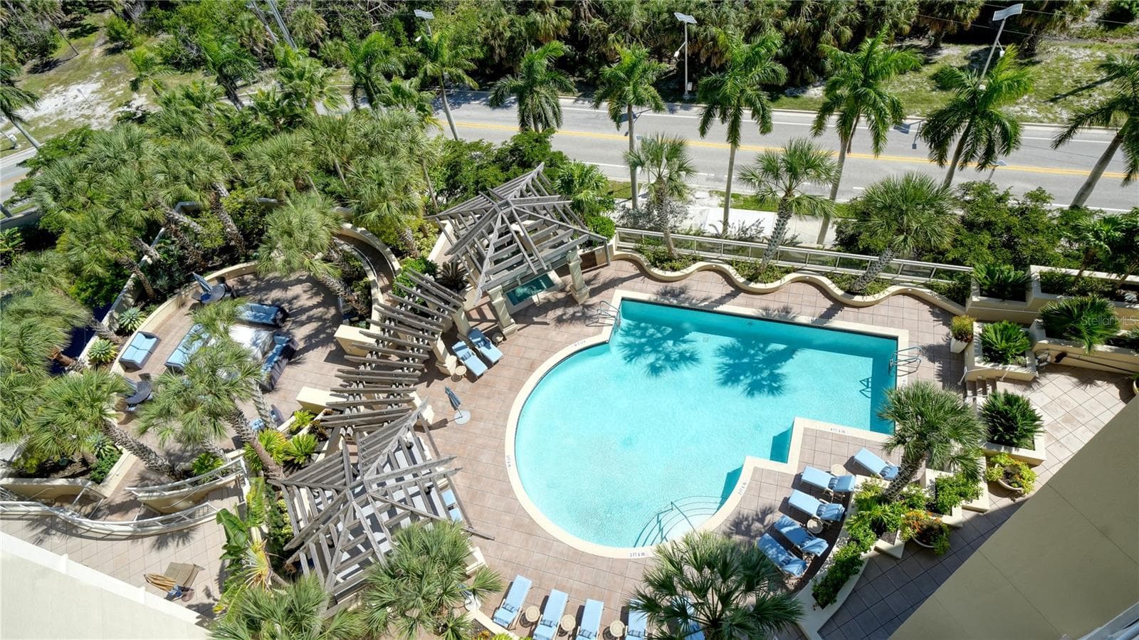 Condominium at 1300 BENJAMIN FRANKLIN DR #1003, SARASOTA, photo 63 of 91