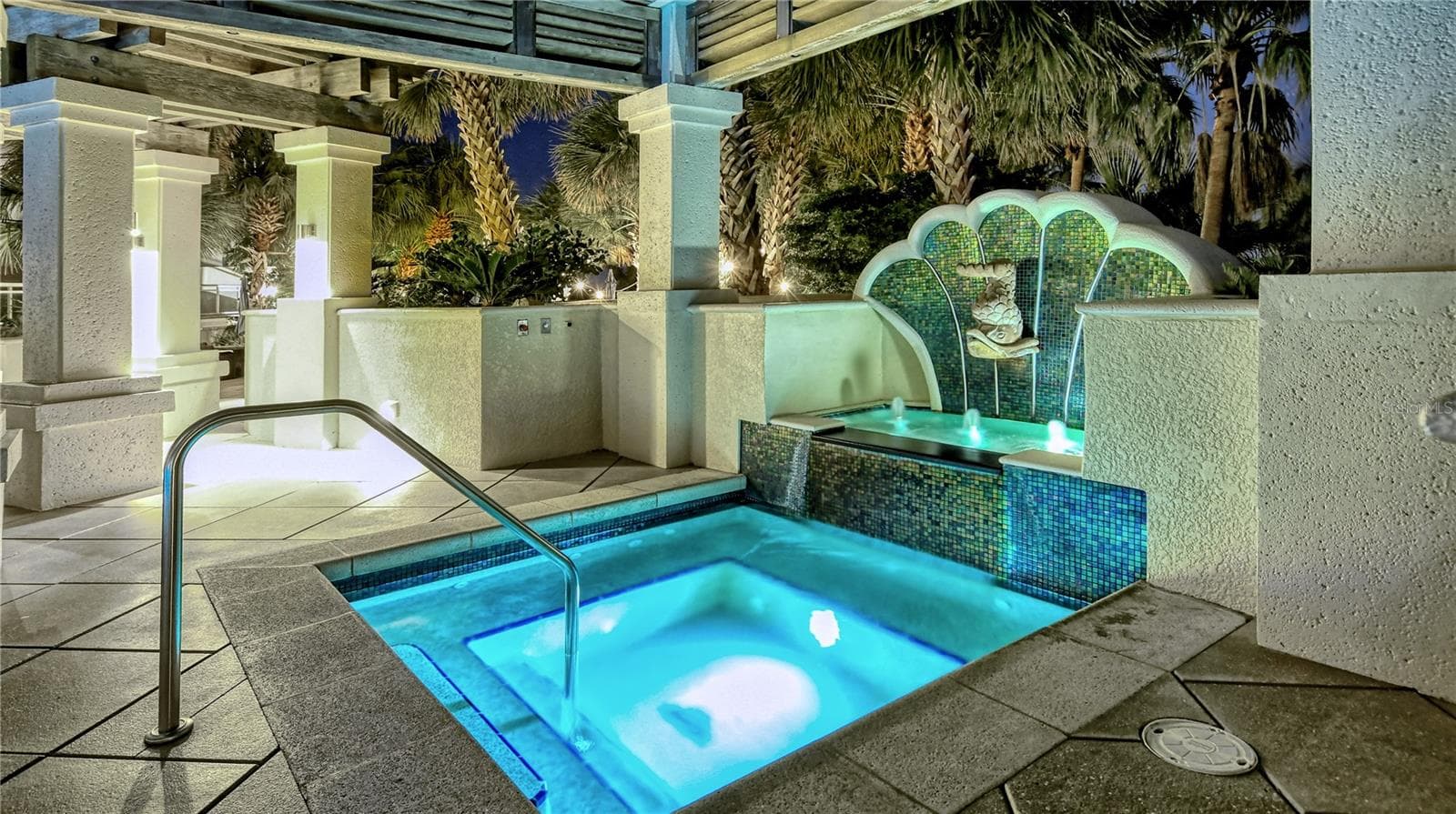 Condominium at 1300 BENJAMIN FRANKLIN DR #1003, SARASOTA, photo 70 of 91