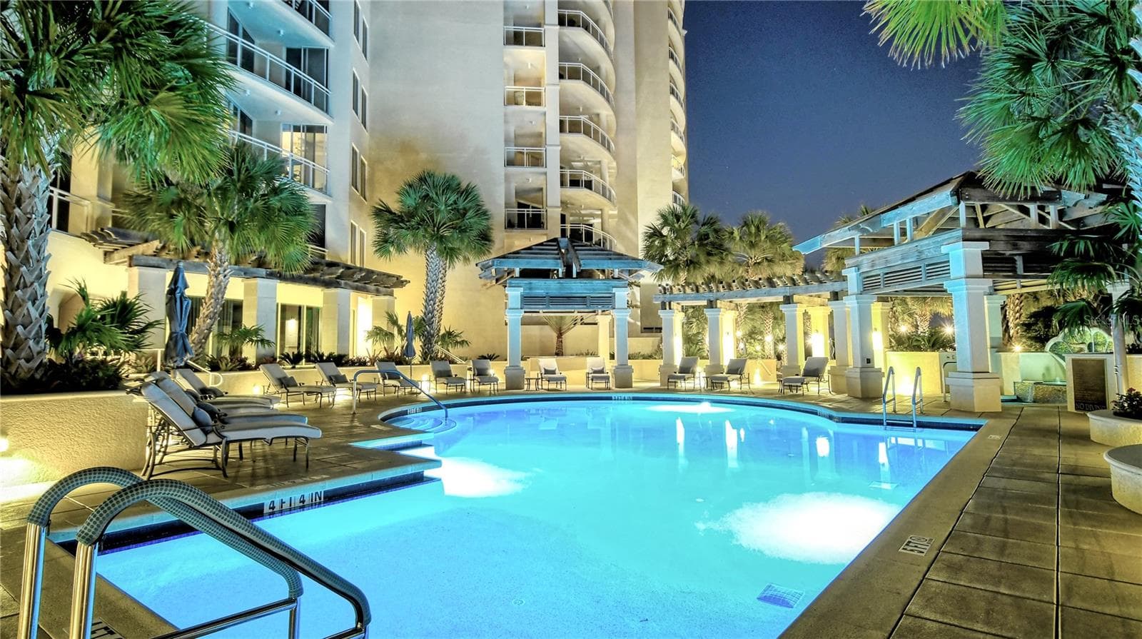 Condominium at 1300 BENJAMIN FRANKLIN DR #1003, SARASOTA, photo 71 of 91
