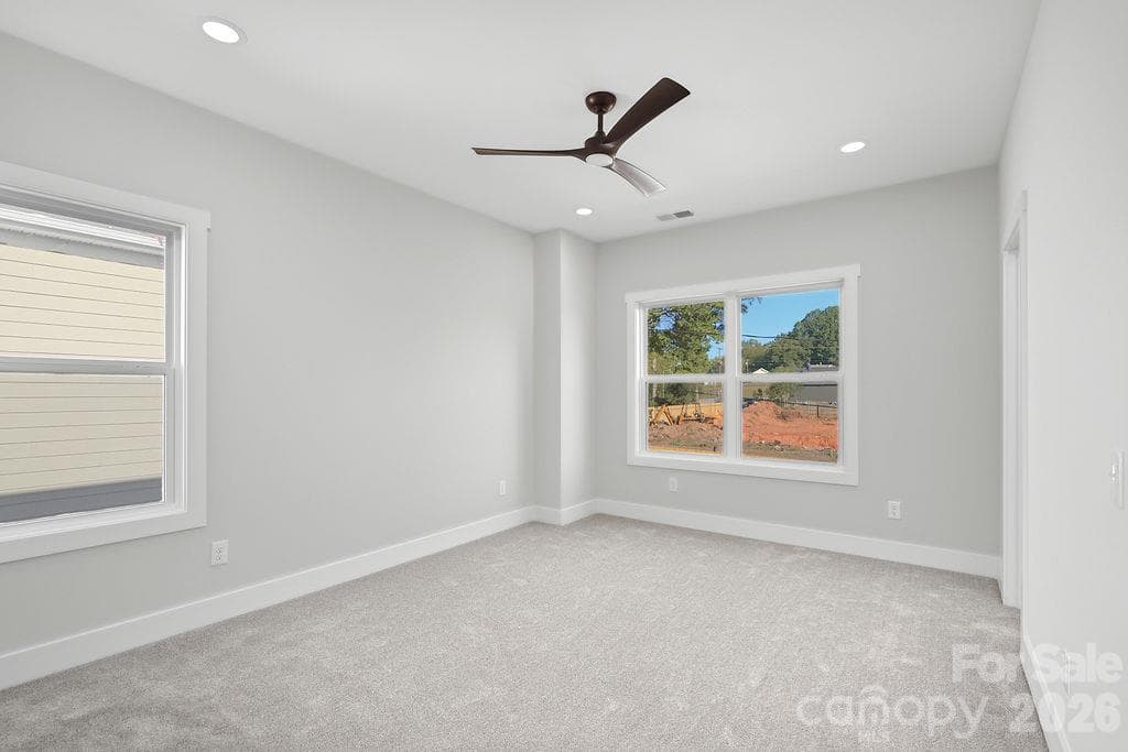 Single Family Residence at 1433 10th Avenue SW, Hickory, photo 18 of 29