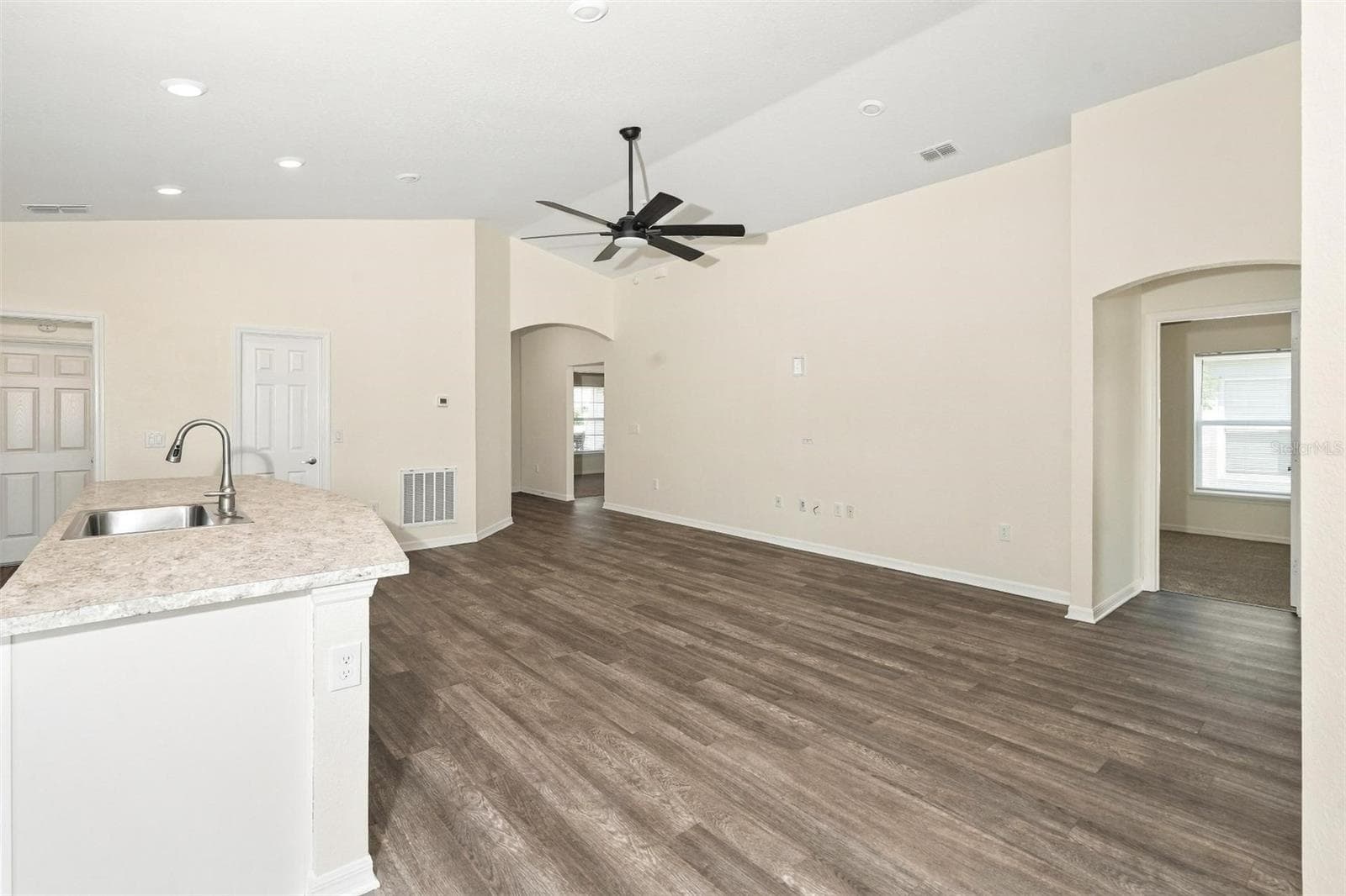 Single Family Residence at 2021 HARVEST LANDING CIR, LAKELAND, photo 4 of 30