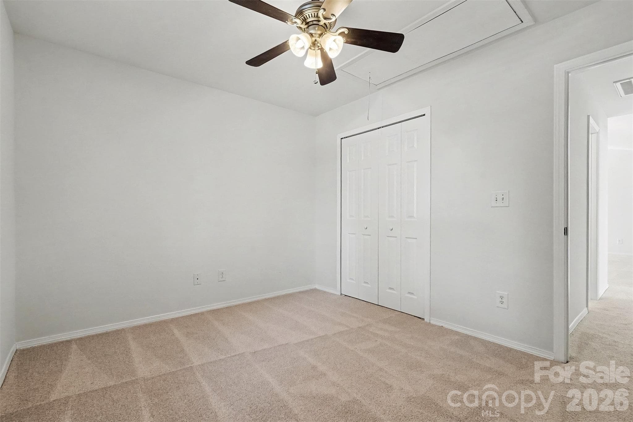 Single Family Residence at 2122 Buckleigh Drive, Charlotte, photo 17 of 27