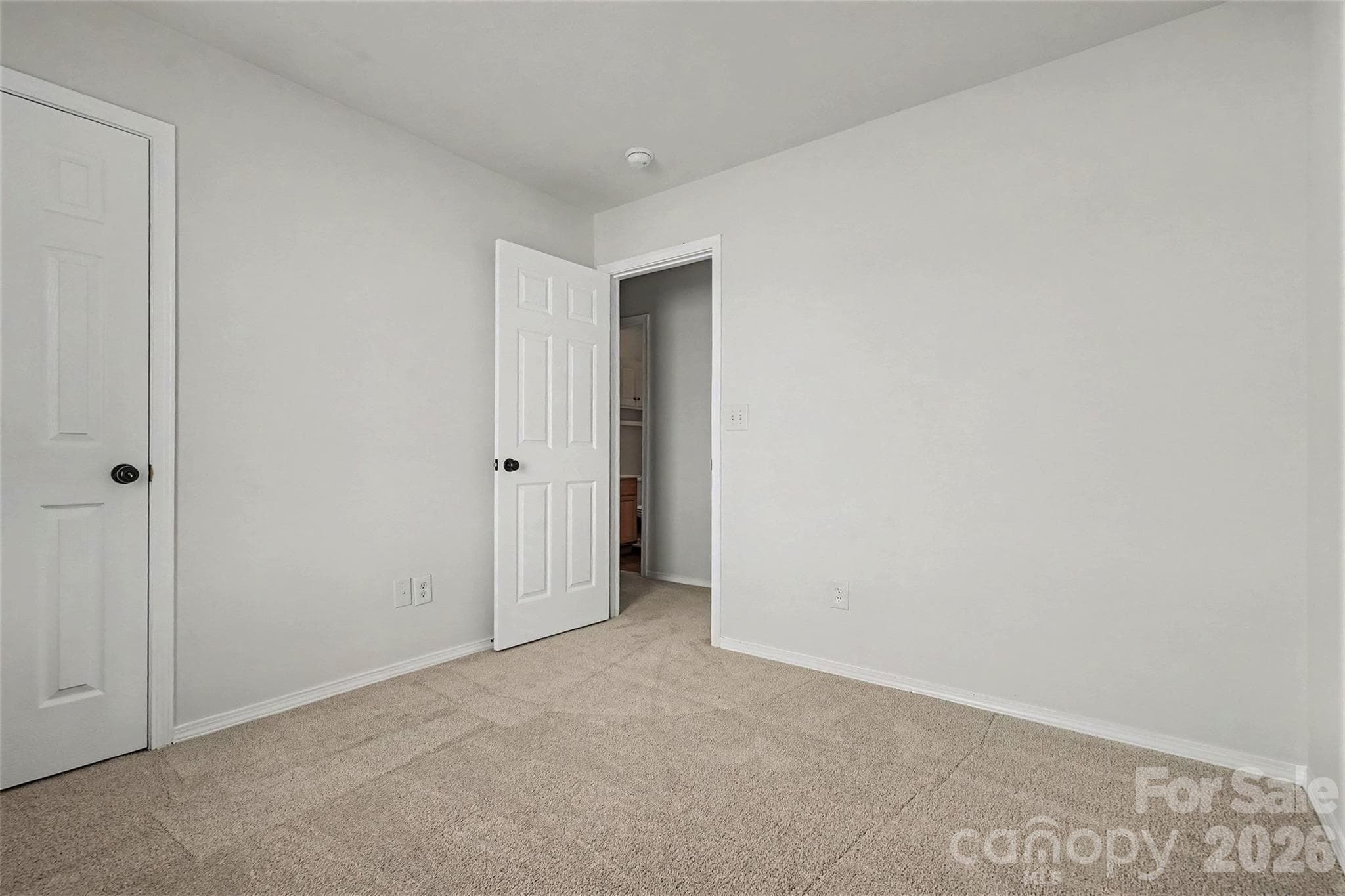 Single Family Residence at 2122 Buckleigh Drive, Charlotte, photo 20 of 27