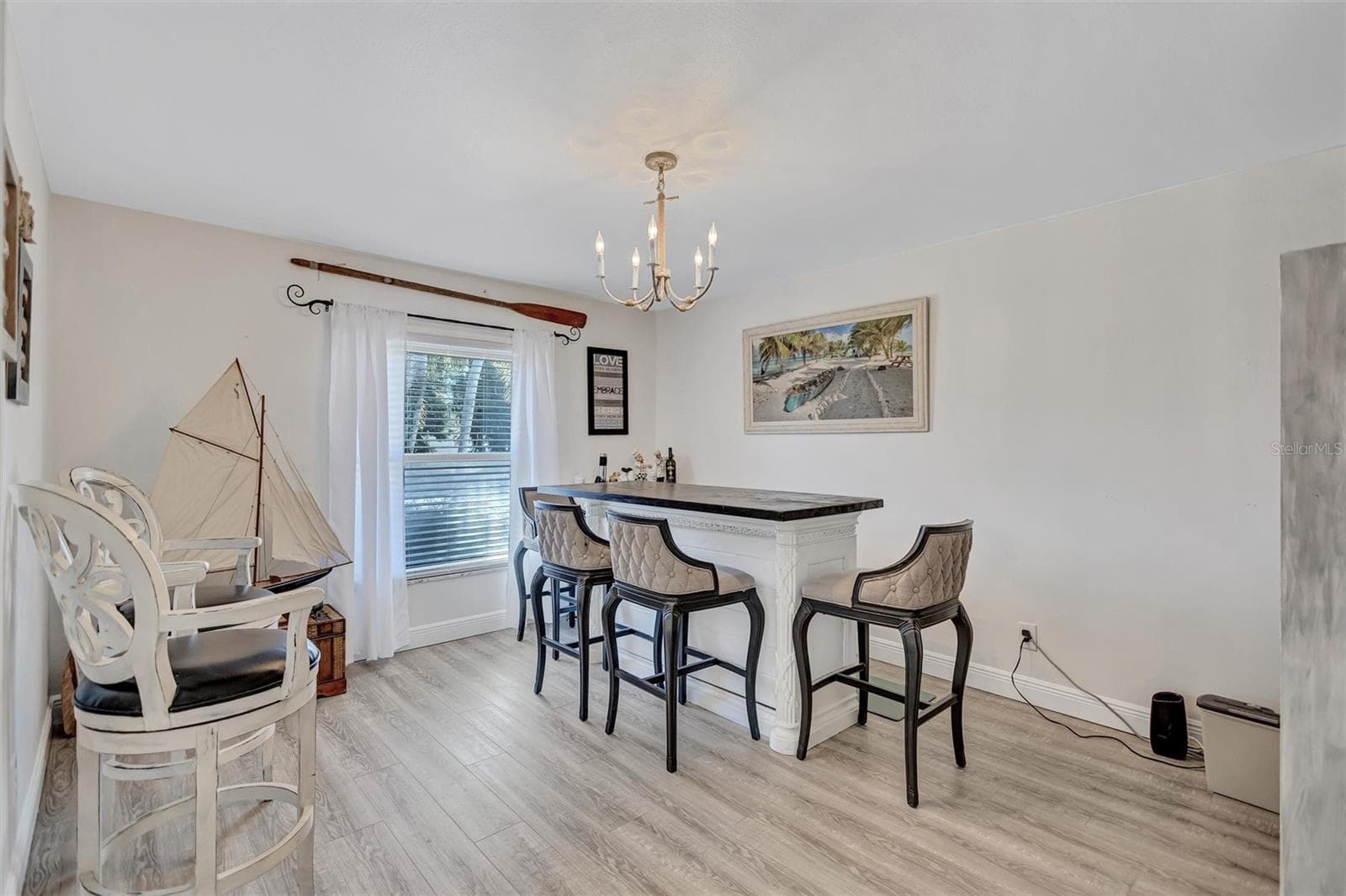 Single Family Residence at 563 LEWIS BLVD SE, ST PETERSBURG, photo 11 of 42