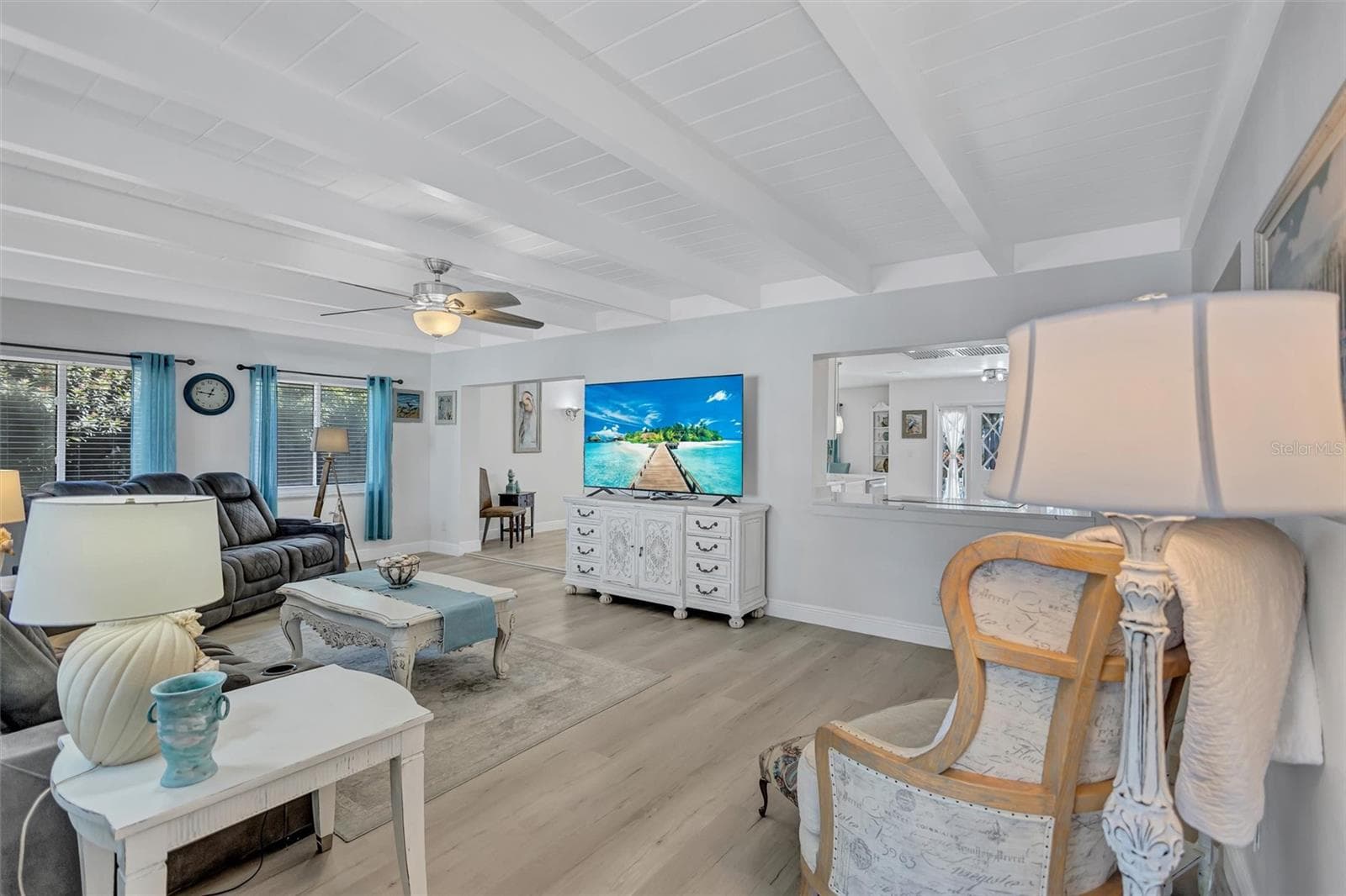 Single Family Residence at 563 LEWIS BLVD SE, ST PETERSBURG, photo 12 of 42