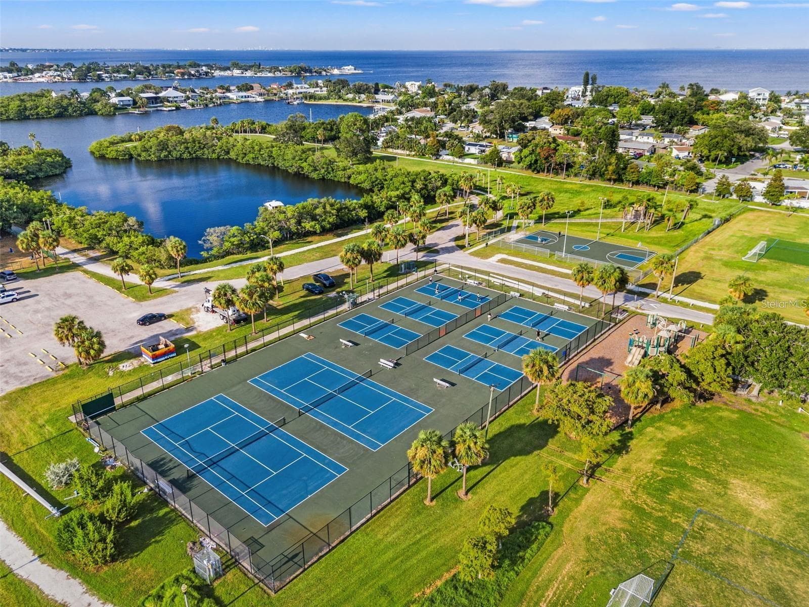 Coquina Key Park Pickle ball and Tennis Courts - 563 LEWIS BLVD SE, ST PETERSBURG
