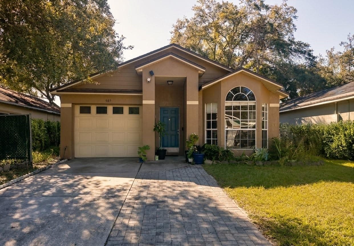 989 HAMLET CT