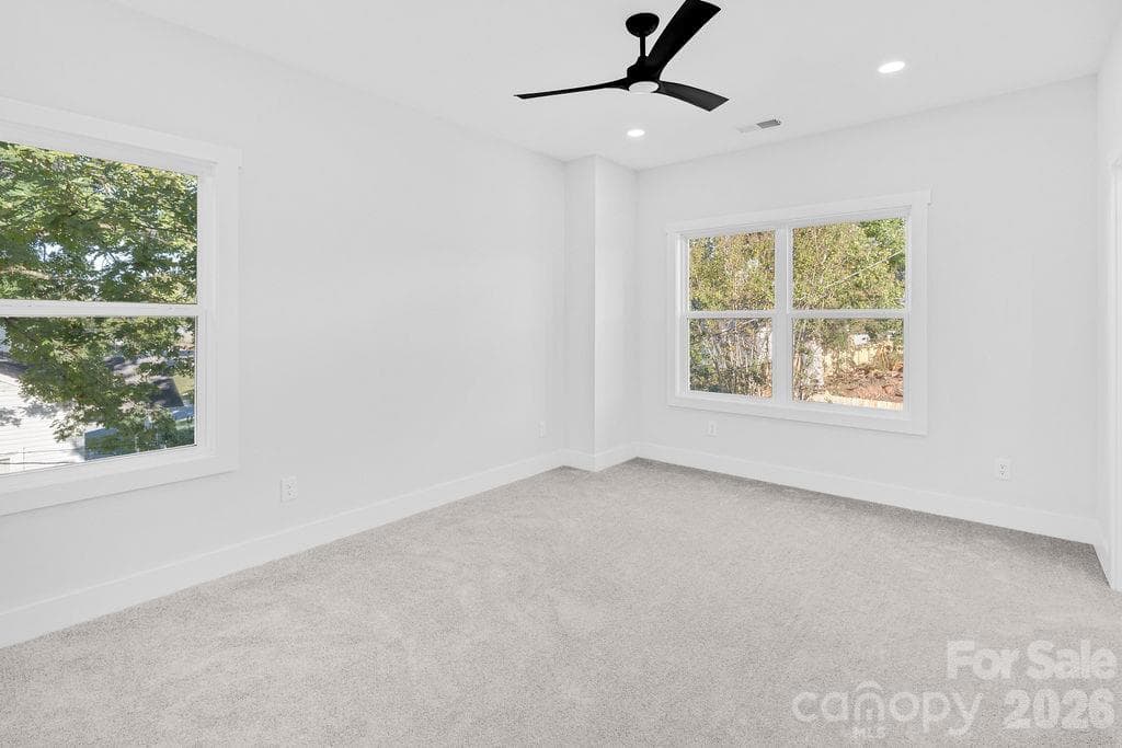 Single Family Residence at 1437 10th Avenue SW, Hickory, photo 18 of 27