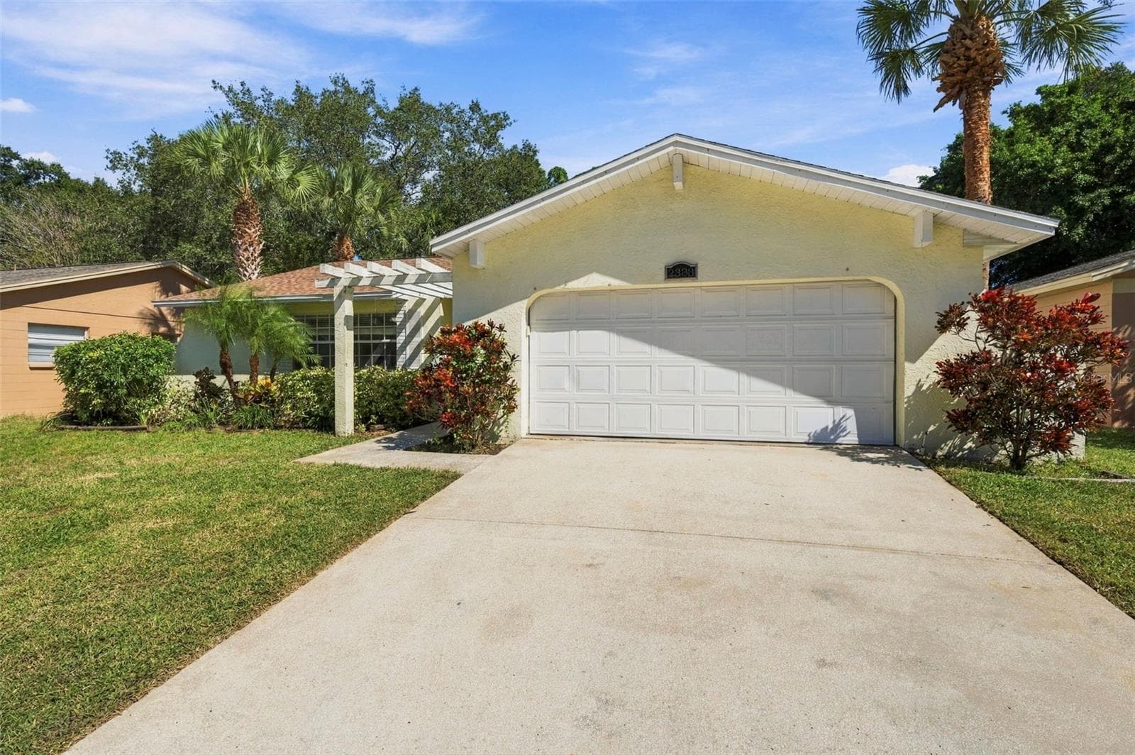 Single Family Residence at 2383 GROVE VALLEY AVE, PALM HARBOR, photo 3 of 60