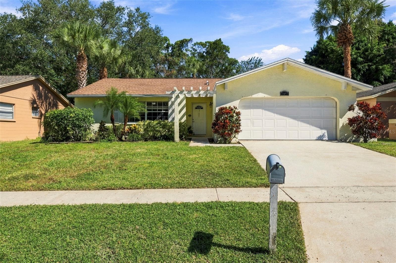 Single Family Residence at 2383 GROVE VALLEY AVE, PALM HARBOR, photo 5 of 60