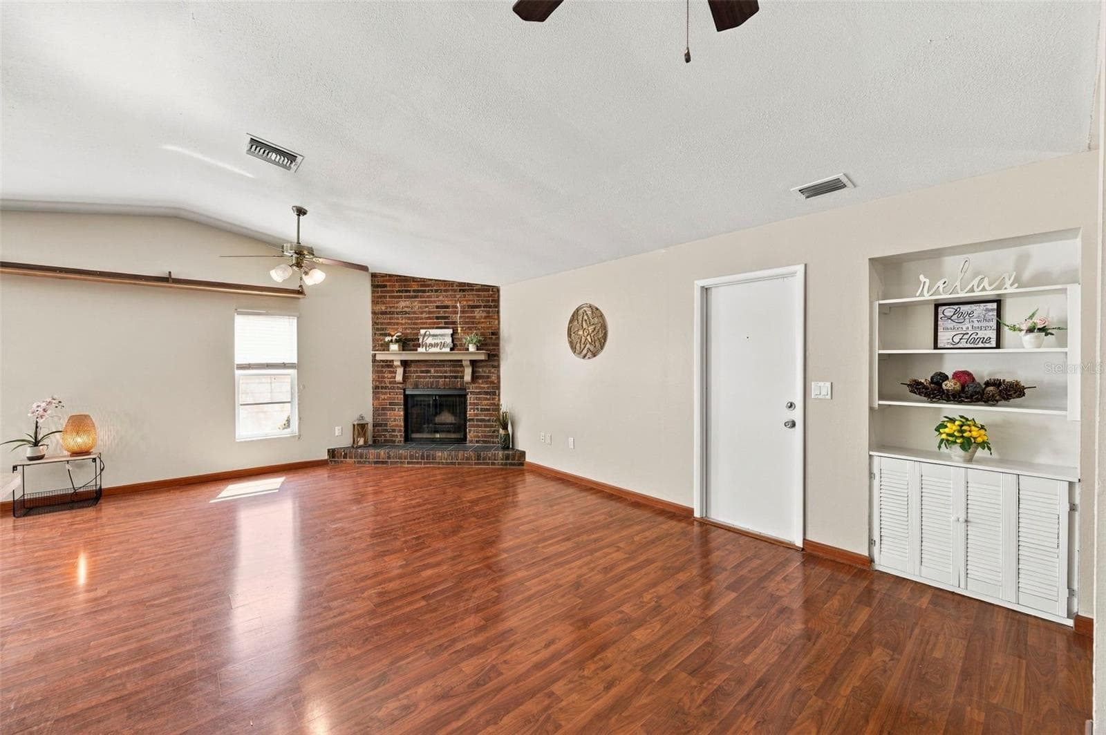 Single Family Residence at 2383 GROVE VALLEY AVE, PALM HARBOR, photo 8 of 60