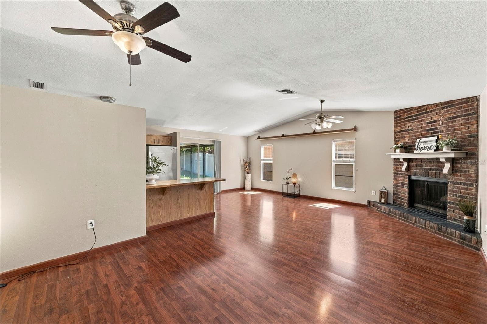 Single Family Residence at 2383 GROVE VALLEY AVE, PALM HARBOR, photo 9 of 60