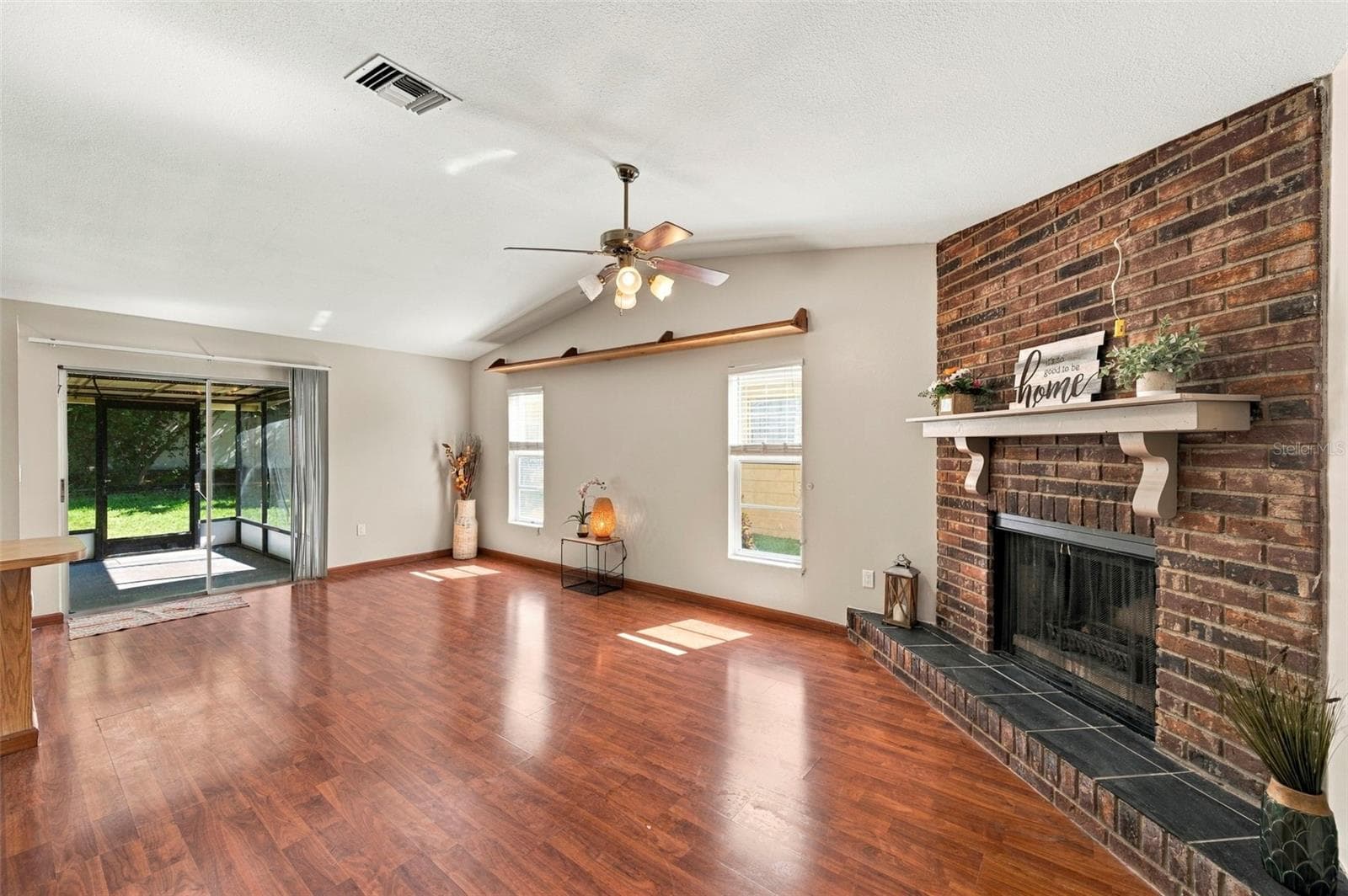 Single Family Residence at 2383 GROVE VALLEY AVE, PALM HARBOR, photo 13 of 60