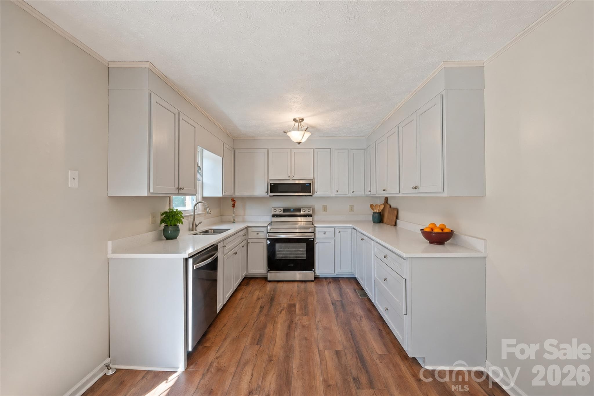 VIRTUAL STAGING - 4409 Magnolia Lane, Hudson
