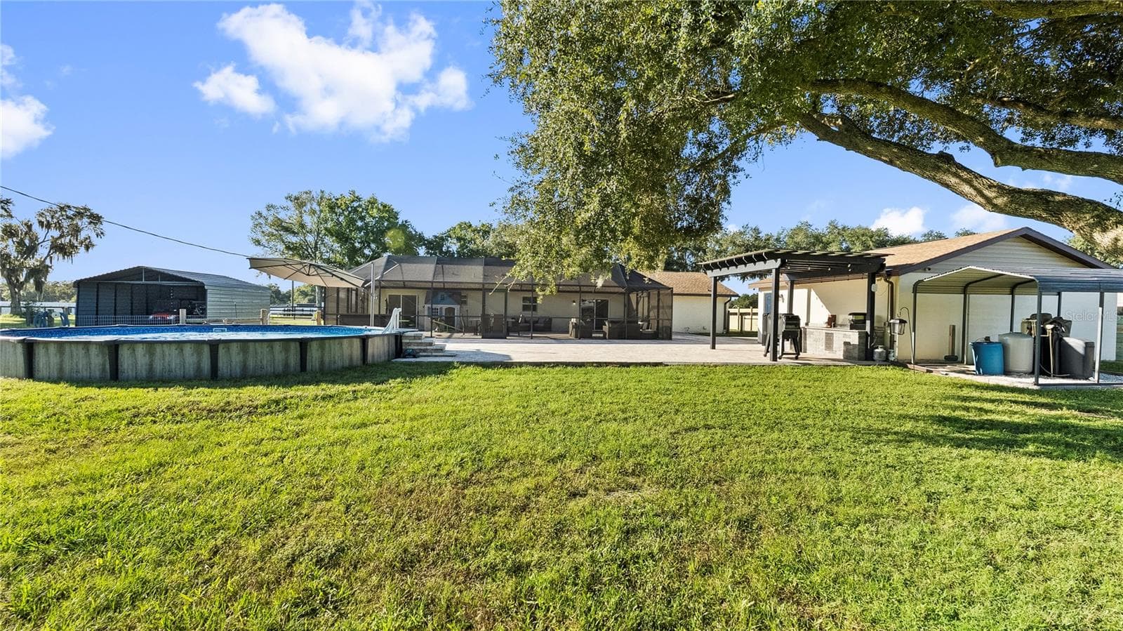 Single Family Residence at 310 MOCCASIN HOLLOW RD, LITHIA, photo 35 of 48