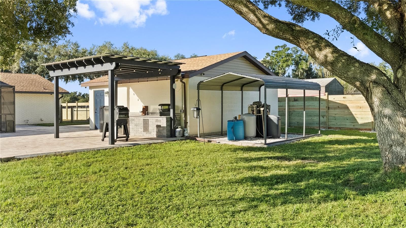 Single Family Residence at 310 MOCCASIN HOLLOW RD, LITHIA, photo 36 of 48