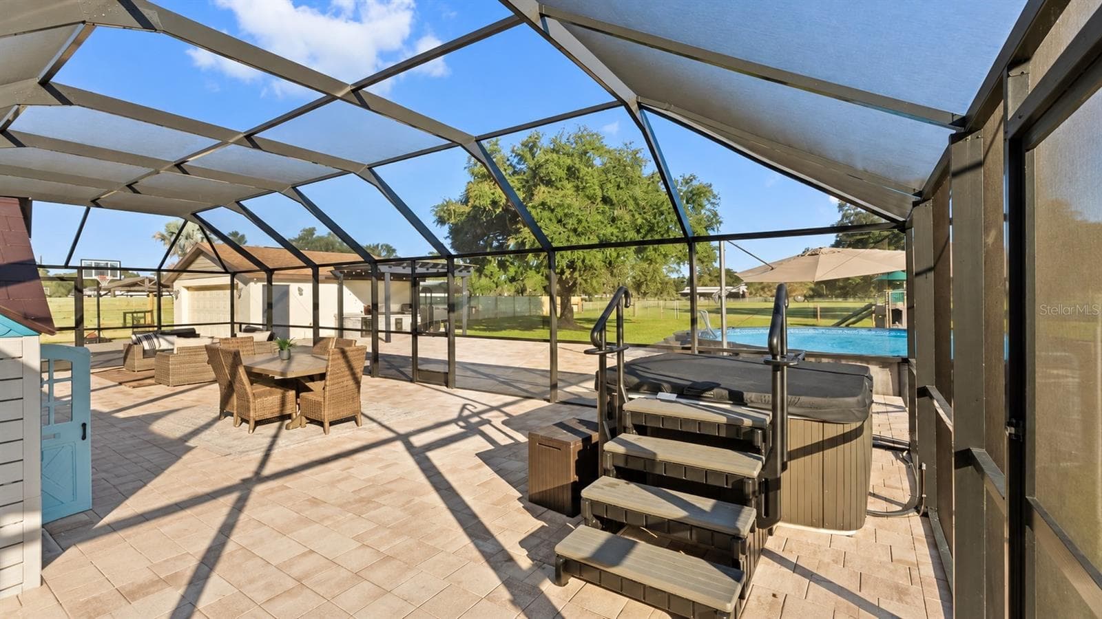 Hot Tub Conveys! - 310 MOCCASIN HOLLOW RD, LITHIA