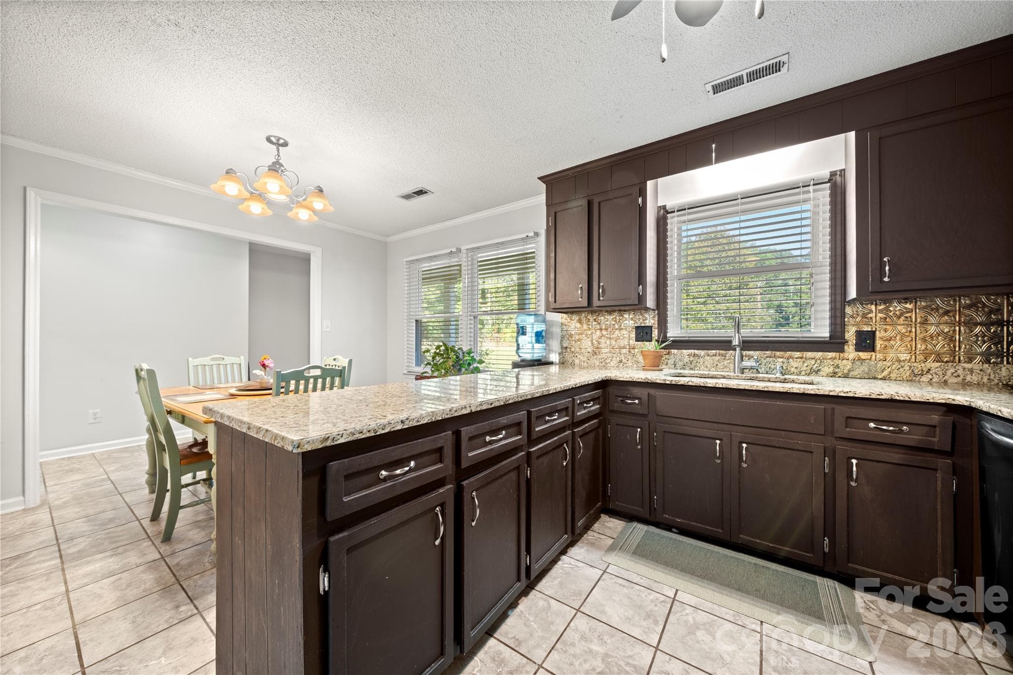 Single Family Residence at 1875 Davis Circle, Clover, photo 14 of 31