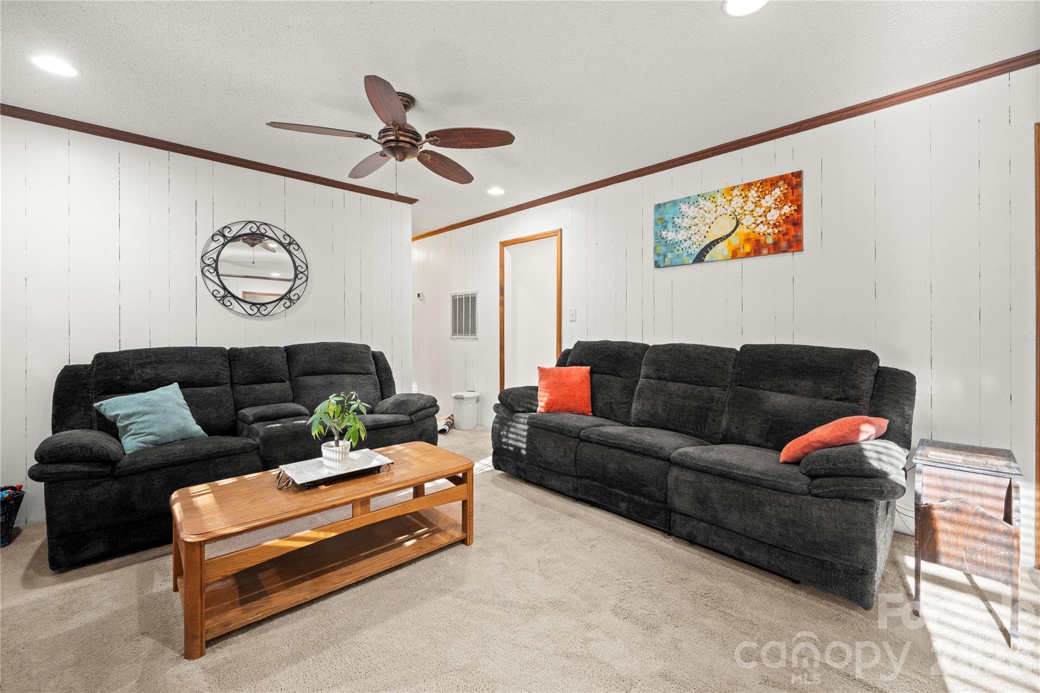 Single Family Residence at 1875 Davis Circle, Clover, photo 18 of 31