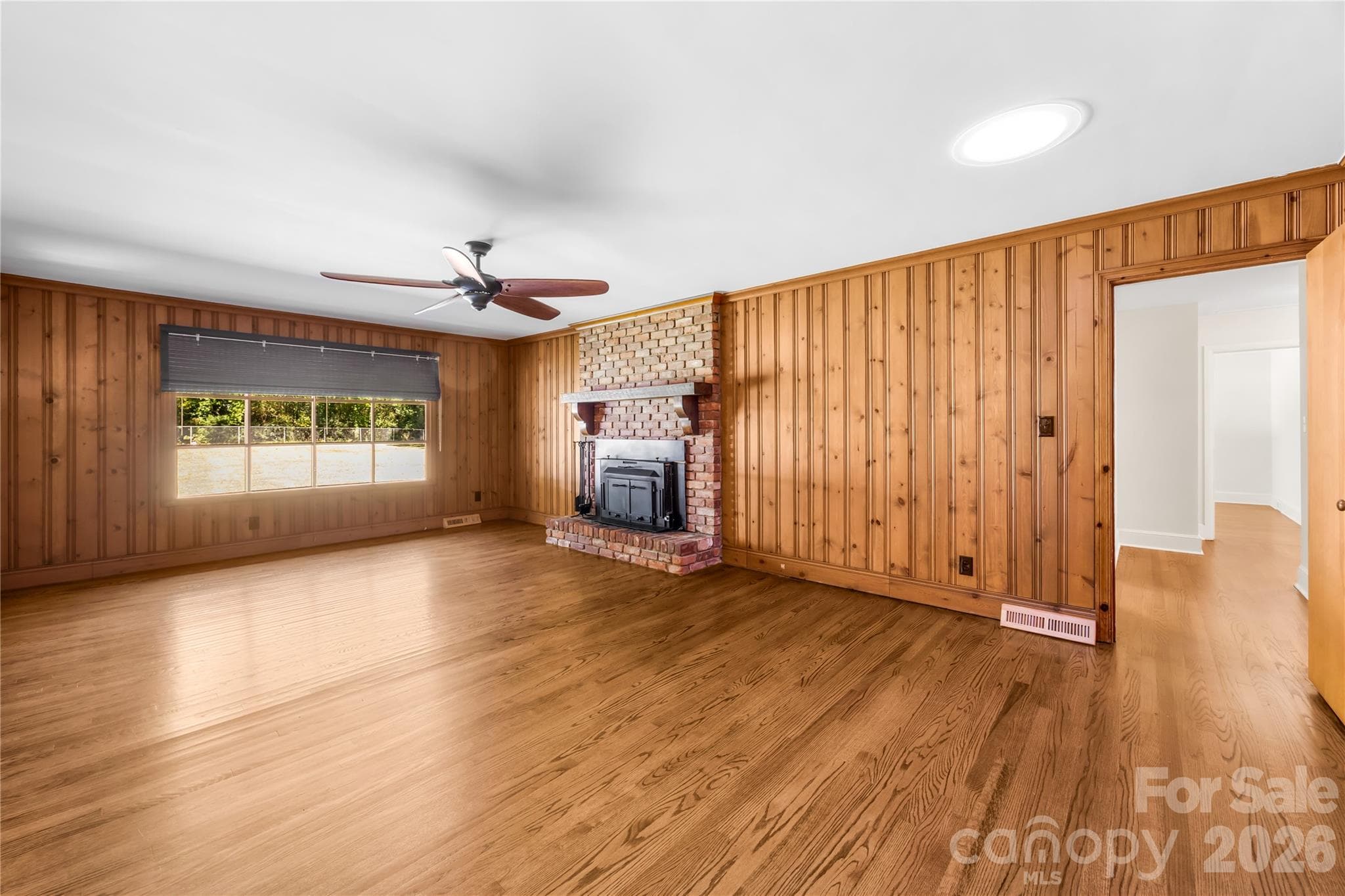 Single Family Residence at 1920 Marlwood Circle, Charlotte, photo 10 of 24