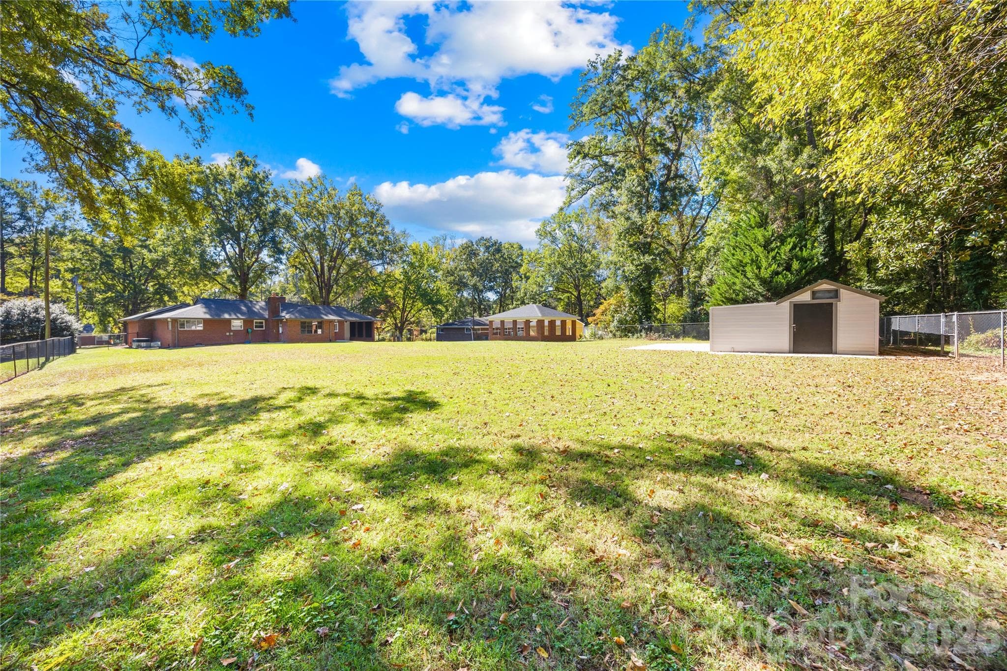 Single Family Residence at 1920 Marlwood Circle, Charlotte, photo 17 of 24