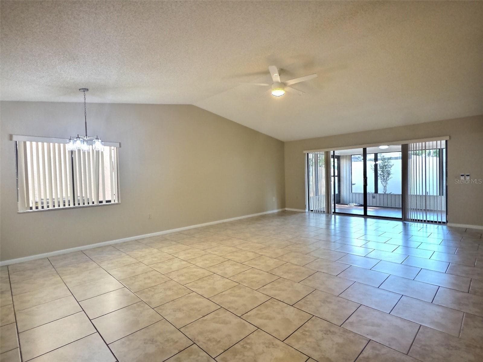 Single Family Residence at 4446 GLENNS LNDG, WINTER HAVEN, photo 6 of 31