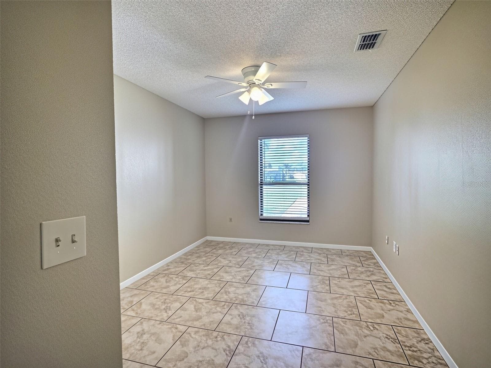 Single Family Residence at 4446 GLENNS LNDG, WINTER HAVEN, photo 16 of 31