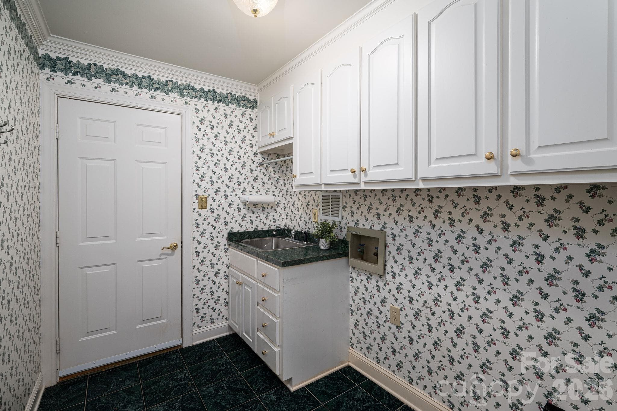 Single Family Residence at 3657 Bryantcole Way, Gastonia, photo 14 of 33